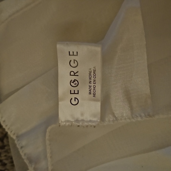 3/$30 GEORGE White Satin Chiffon Scarf - Picture 5 of 8